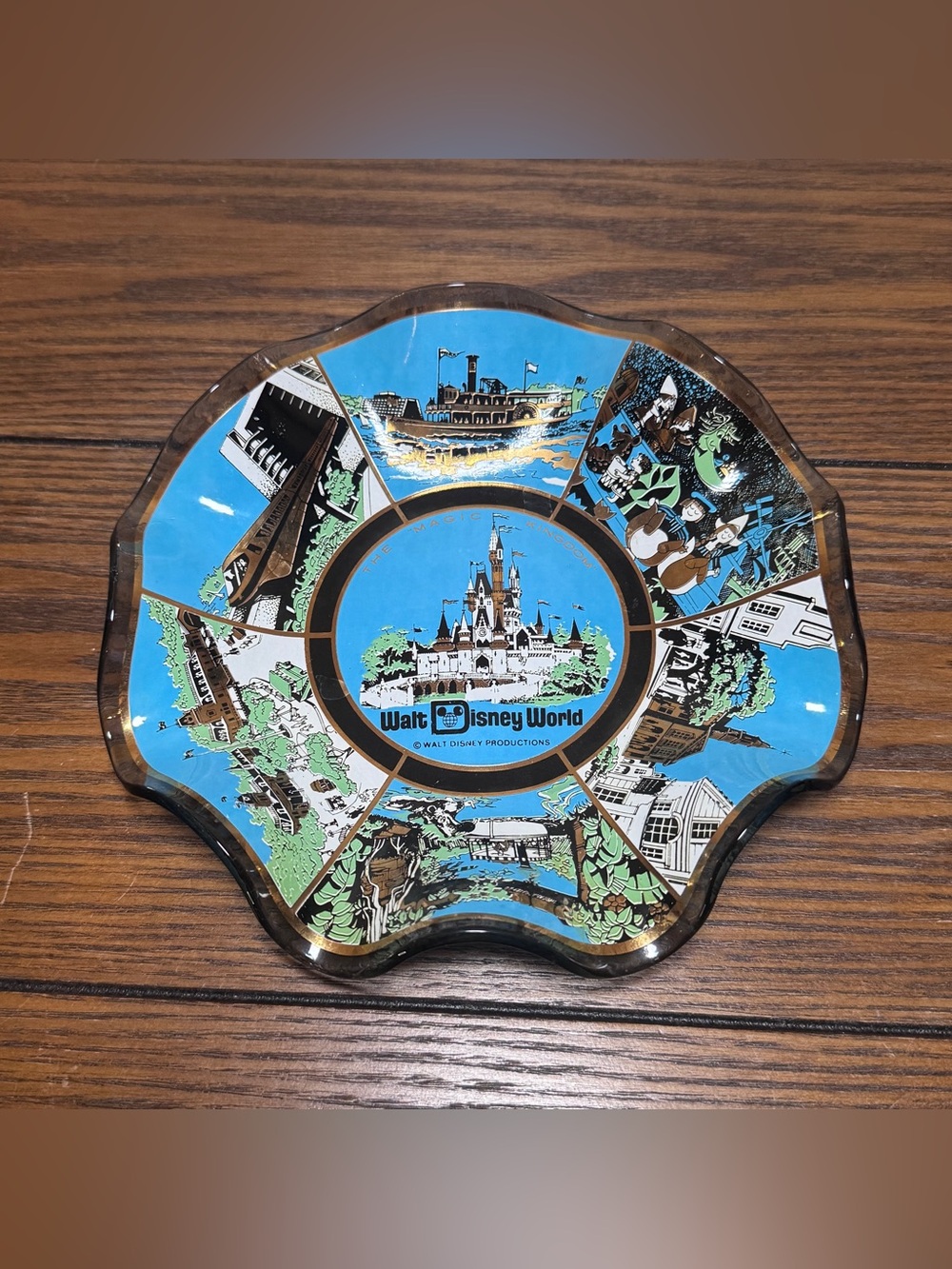 Vintage 1970s Walt Disney‎ World Ruffled Glass Candy Dish Trinket Bowl 7"